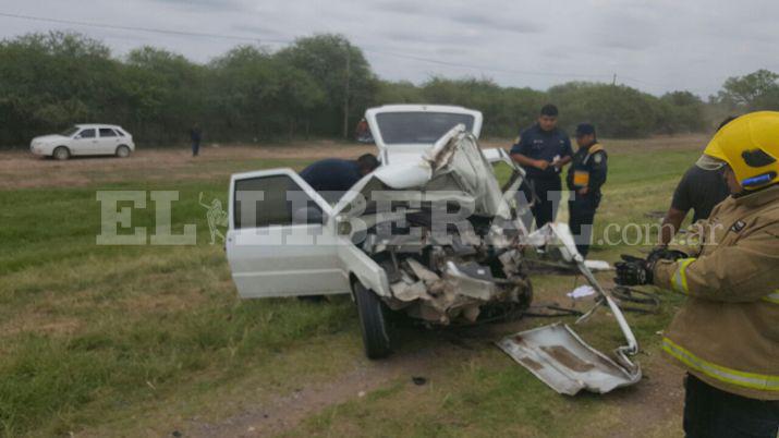 Fuerte choque frontal en la ruta 9 dejoacute personas atrapadas