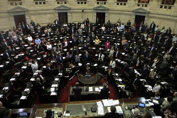 La emergencia social y cambios a ganancias entre los asuntos que prosperaron en extraordinarias