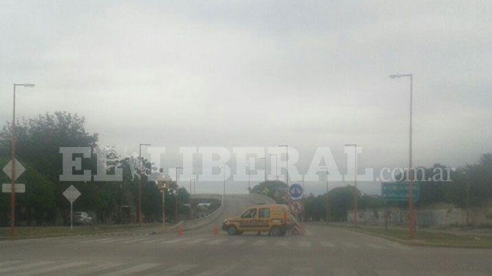 VIDEO Se agrietoacute el pavimento de la colectora del puente de Avda Lugones