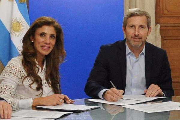 La gobernadora y Frigerio recorreraacuten obras y pondraacuten en marcha la construccioacuten de un azud