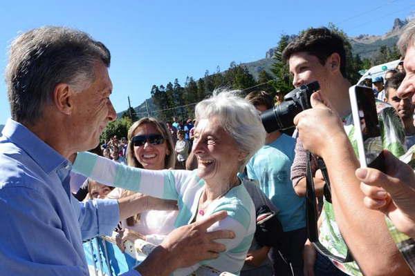 Mauricio Macri afirmoacute que el paiacutes va a crecer en 2017
