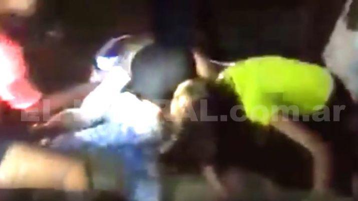VIDEO Graban violenta pelea entre chicas en La Banda
