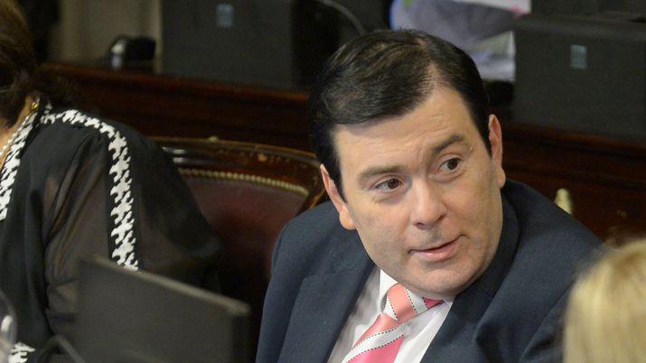 Zamora compartioacute una foto de su adolescencia en Facebook