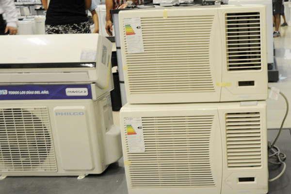 Estiman que se vendieron unos 3000 acondicionadores de aire este mes