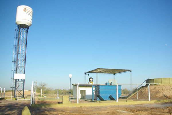 La gobernadora autorizoacute la ejecucioacuten de obras hiacutedricas viales energeacuteticas y escolares