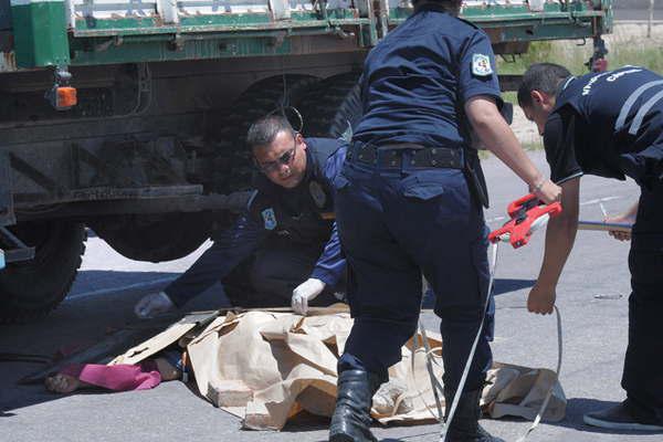 Promesante de San Esteban murioacute al caer del caballo y ser aplastado por un camioacuten