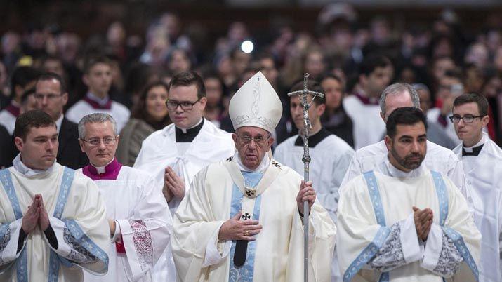 En su mensaje de Año Nuevo el Papa condenó los ataques terroristas