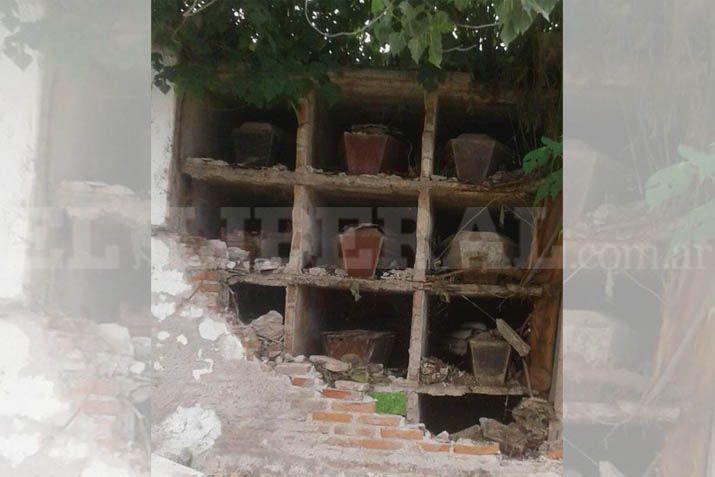 Preocupacioacuten en La Banda por derrumbe de pared de cementerio