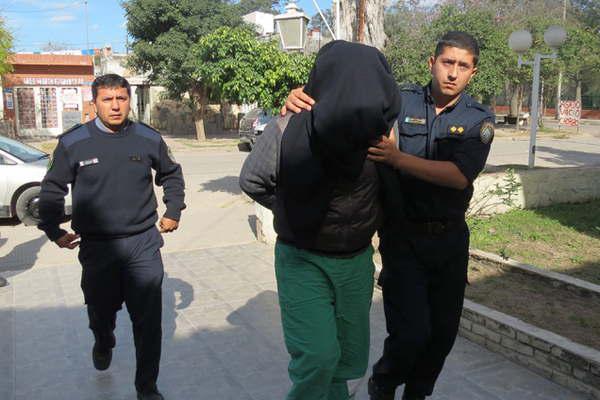 Habriacutea robado un novillo  y fue apresado cuando  se disponiacutea a faenarlo