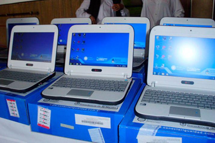 Ingresaron a una escuela y robaron 50 netbook que eran para alumnos