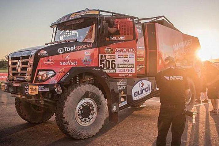 Van Den Brink ganoacute la segunda etapa en camiones