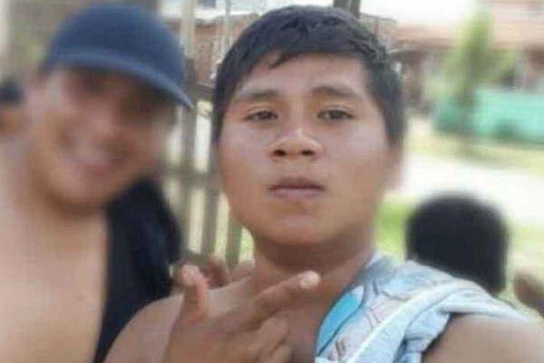 Mataron a golpes con un bate de beacuteisbol a un joven de soacutelo 22 antildeos