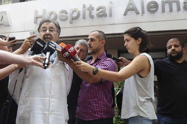 La joven que fue quemada por su novio sigue en estado criacutetico