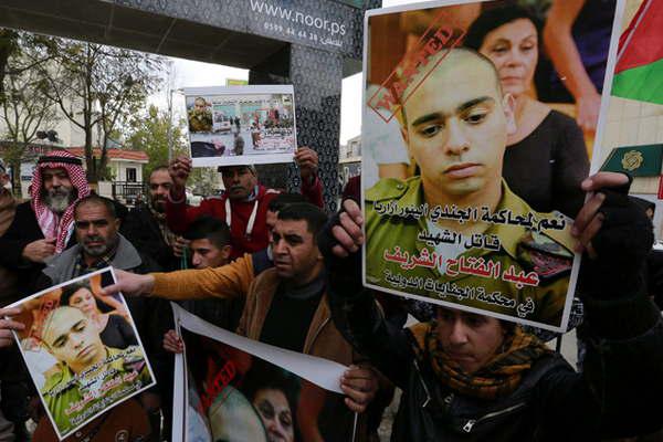Condenaron a soldado israeliacute por matar a palestino