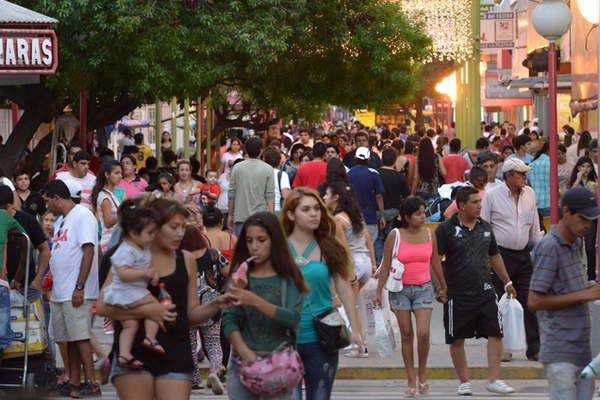 Realizaraacuten cortes transitorios en el centro por las ventas de Reyes