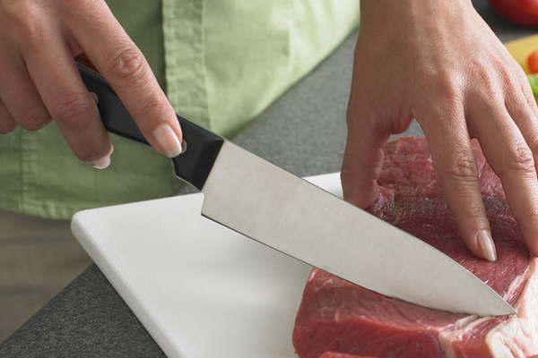 Advierten sobre los riesgos de ingerir alimentos en mal estado