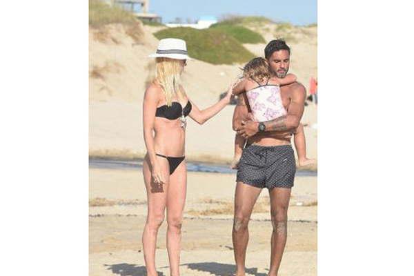 Nicole Neumann se hizo limpiar las energiacuteas para superar crisis con su marido Fabiaacuten Cubero