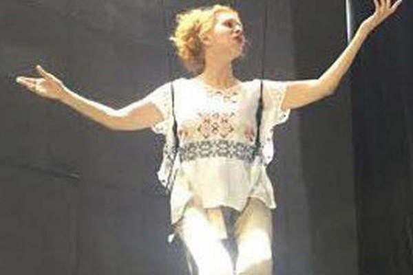 Nacha Guevara se anima a volar por los aires a los 76