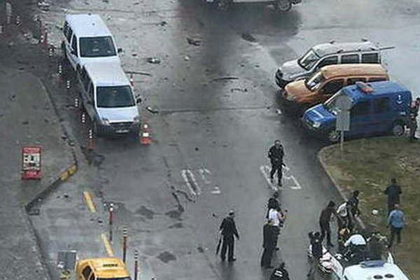 Nuevo atentado en Turquiacutea deja dos muertos y varios heridos