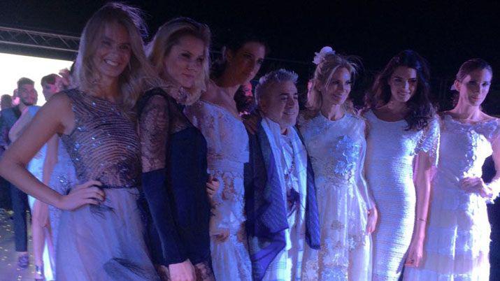 Santiaguentildeos presentes en el desfile de Di Domenico en Punta del Este