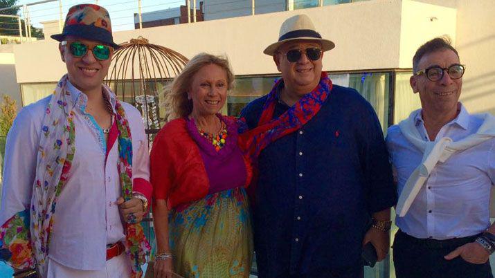 Santiaguentildeos presentes en el desfile de Di Domenico en Punta del Este