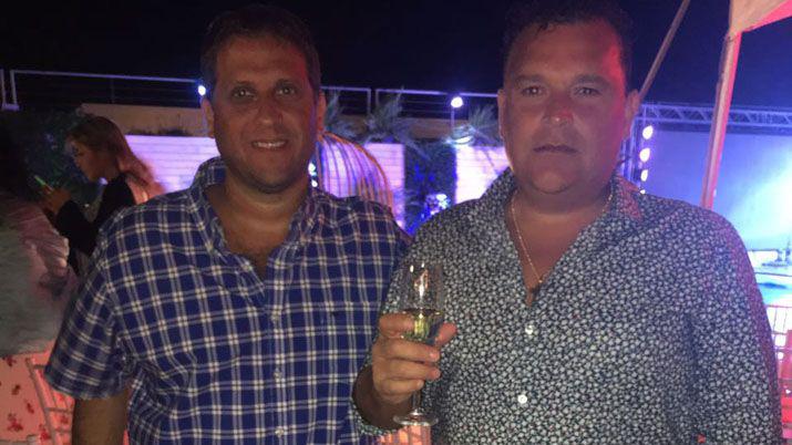 Santiaguentildeos presentes en el desfile de Di Domenico en Punta del Este