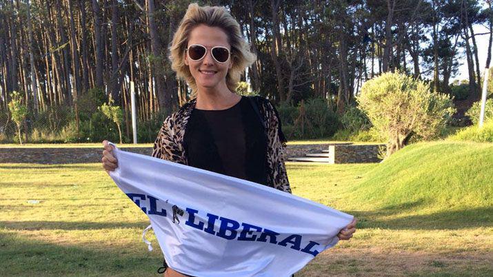 Santiaguentildeos presentes en el desfile de Di Domenico en Punta del Este