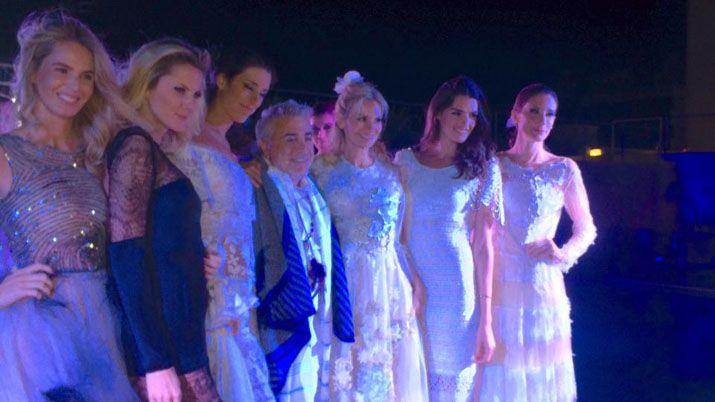 Santiaguentildeos presentes en el desfile de Di Domenico en Punta del Este