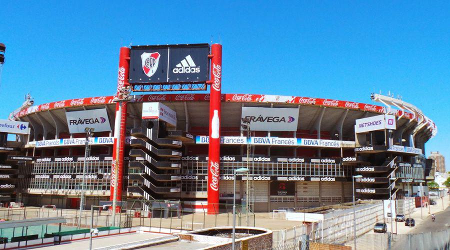 Amenazaron de bomba en la Bombonera el Monumental y la casa rosada