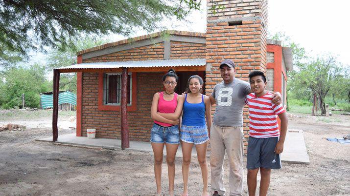 Se entregaron 19 viviendas sociales en Mailiacuten