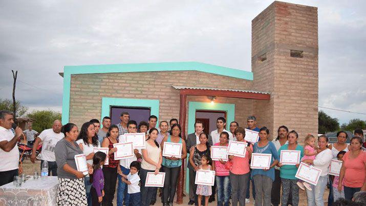 Se entregaron 19 viviendas sociales en Mailiacuten