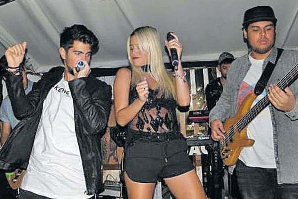 Locura por Rombai en su concierto en Punta