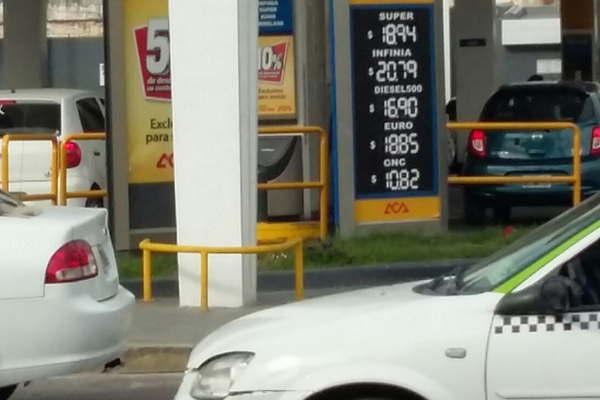 Los combustibles sufren un nuevo aumento