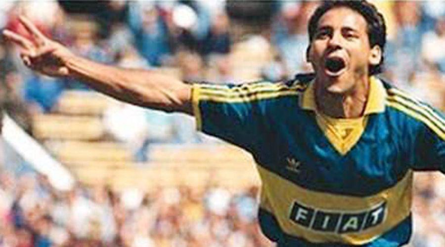 Murioacute el paraguayo Roberto Cabantildeas iacutedolo de Boca