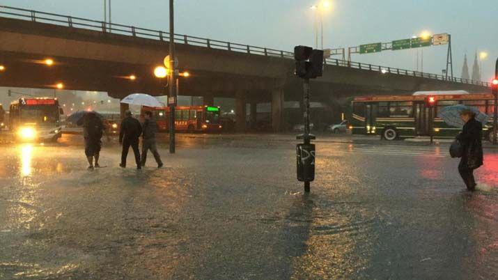 Diluvia en Capital Federal y Gran Buenos Aires