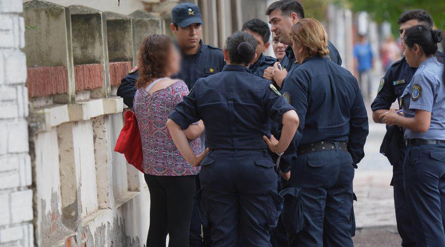 Una docente intentoacute matarse al saber que debiacutea volver a dar clases tras 2 antildeos