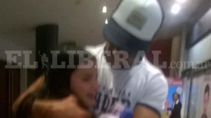 Nico Vaacutezquez le hizo realidad el suentildeo a una fan israeliacute