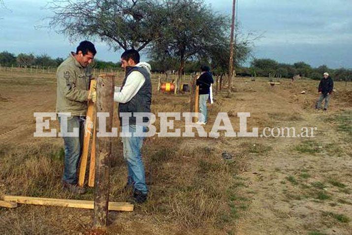 Inauguran una plaza que recordaraacute a una maestra fallecida en la tragedia del Simbol