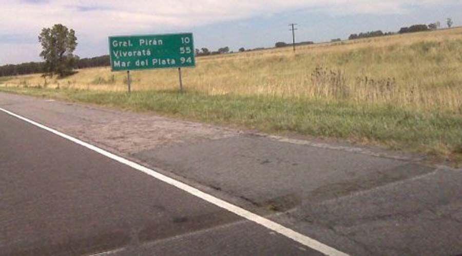 Video- un comisario encontroacute durmiendo a dos policiacuteas en pleno operativo