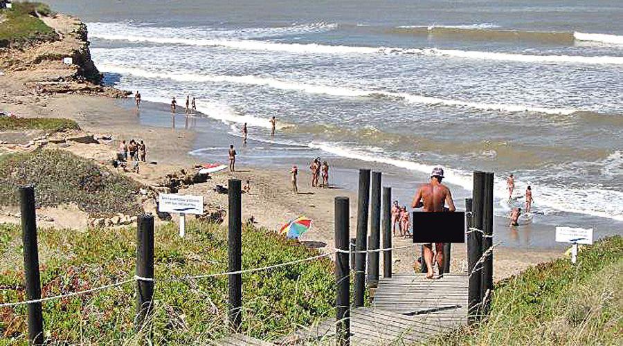 La Escondida el placer de tomar sol desnudo