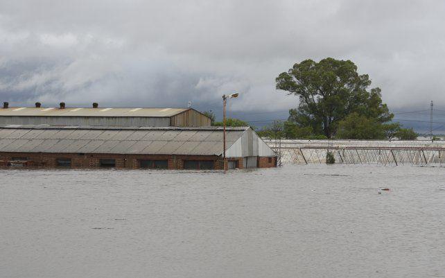 Inundaciones en Santa Fe- seriacutean maacutes de 500 los evacuados