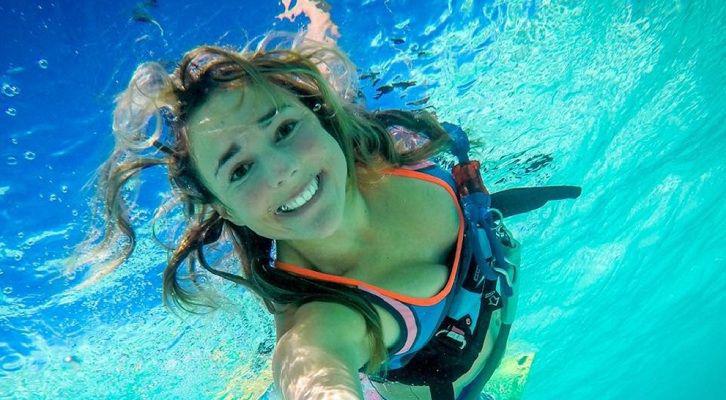 El tremendo susto de un bloguera mientras practicaba kitesurf en Australia