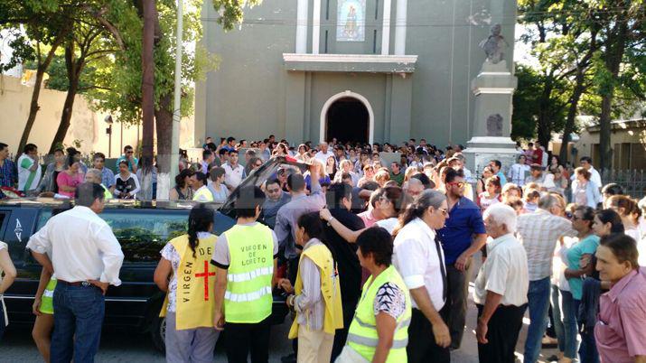 Fueron sepultados los restos de la agente comunitaria en Loreto