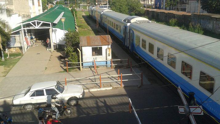 Se cancela el servicio de tren hacia Retiro por anegamiento de las viacuteas