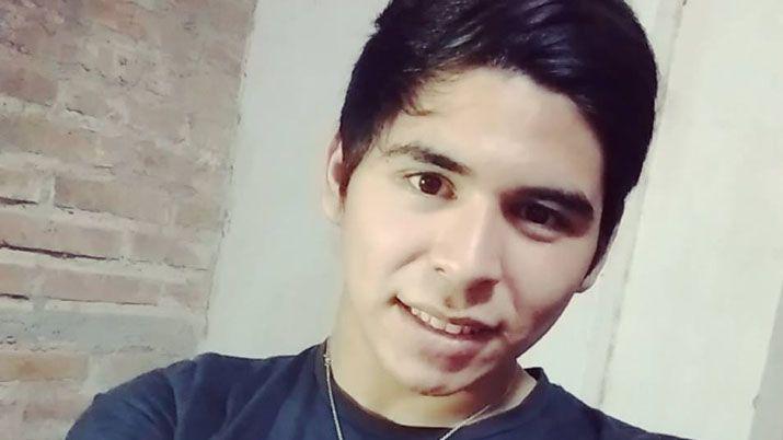 Murioacute joven motociclista tras varios diacuteas de lucha en el hospital