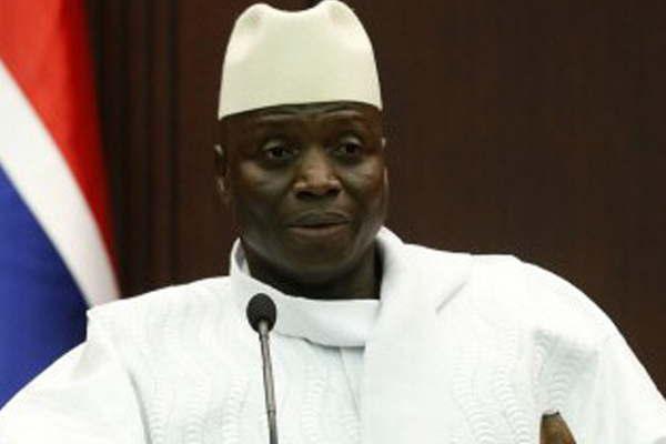 Parlamento de Gambia extendioacute el mandato de Jammeh en viacutesperas de la asuncioacuten de Barrow 