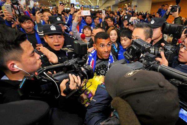 Carlos Teacutevez revolucionoacute China 