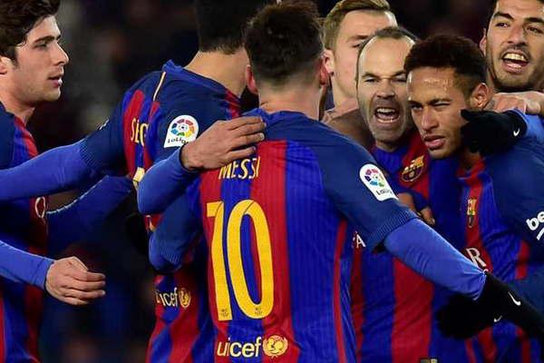 Barcelona ganoacute en San Sebastiaacuten luego de 10 antildeos