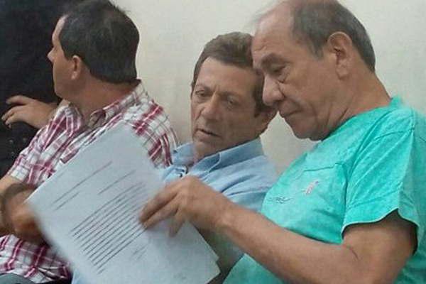 El ganadero colombiano sindicado como liacuteder de  una banda narco seguiraacute preso hasta final de juicio