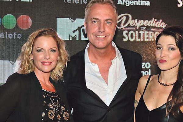 Carina  Zampini y Marley tendraacuten su Despedida  de solteros 